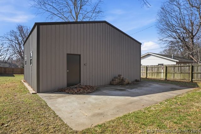 8969 E 116th Street S, Bixby, OK 74008