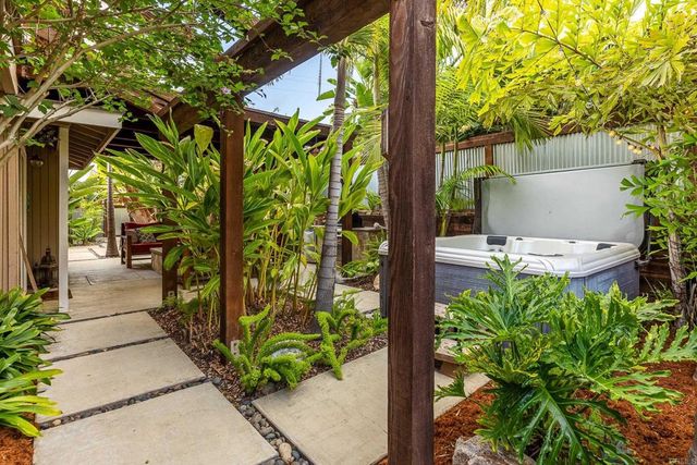 808 Palaro Drive, Encinitas, CA 92024