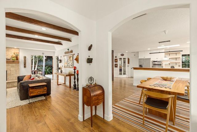 808 Palaro Drive, Encinitas, CA 92024