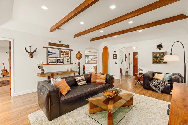808 Palaro Drive, Encinitas, CA 92024
