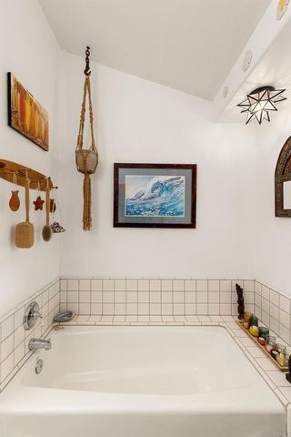 808 Palaro Drive, Encinitas, CA 92024