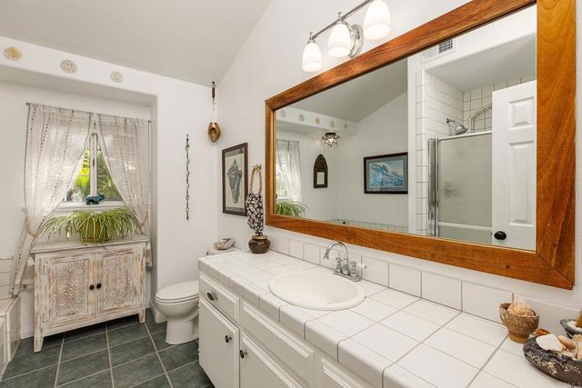 808 Palaro Drive, Encinitas, CA 92024