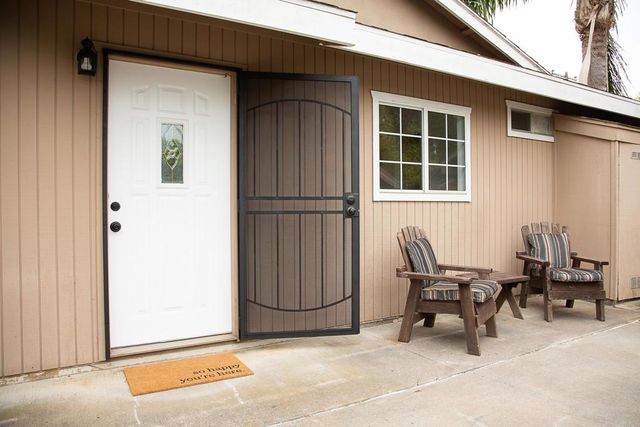 808 Palaro Drive, Encinitas, CA 92024