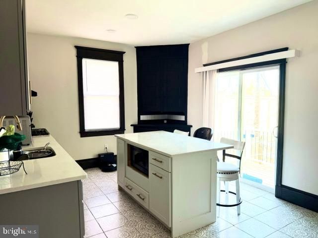 1 OAKVIEW AVE, Cherry Hill, NJ 08002