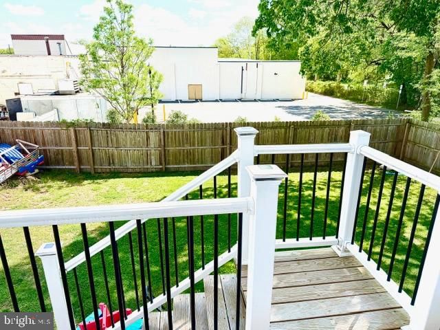 1 OAKVIEW AVE, Cherry Hill, NJ 08002