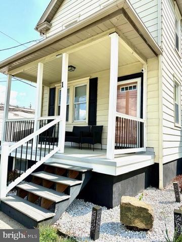 1 OAKVIEW AVE, Cherry Hill, NJ 08002