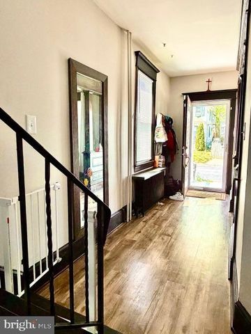 1 OAKVIEW AVE, Cherry Hill, NJ 08002