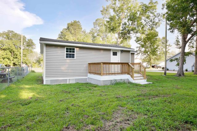 5001 Lewis St., Loris, SC 29569