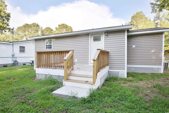 5001 Lewis St., Loris, SC 29569