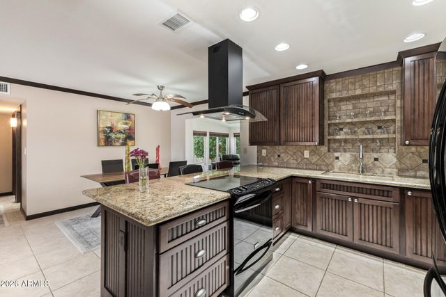 5349 E DALLAS Street, Mesa, AZ 85205