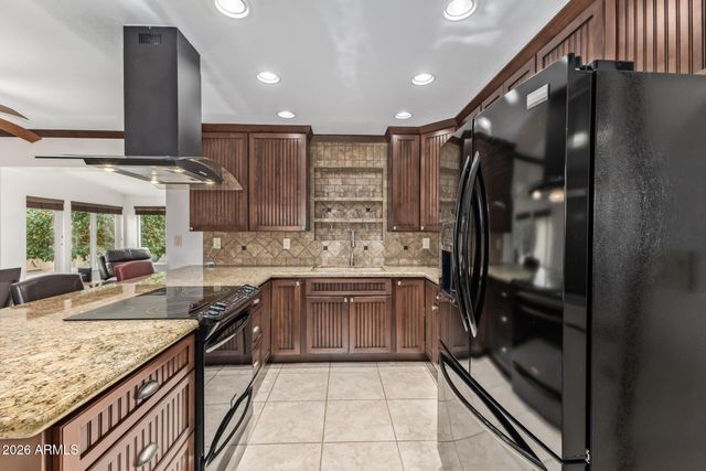 5349 E DALLAS Street, Mesa, AZ 85205