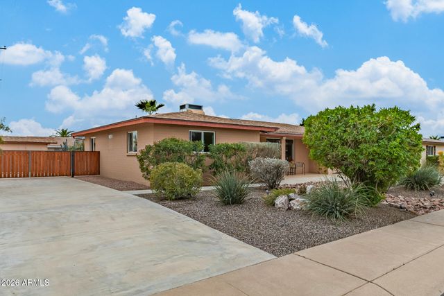 5349 E DALLAS Street, Mesa, AZ 85205