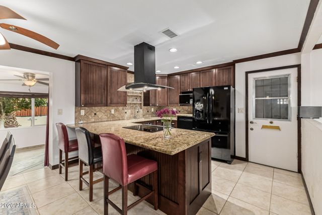 5349 E DALLAS Street, Mesa, AZ 85205