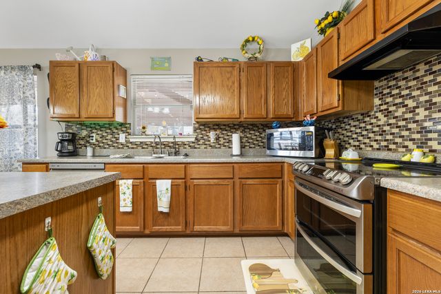 5330 Stormy Breeze, San Antonio, TX 78247