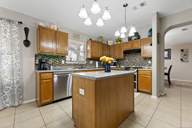 5330 Stormy Breeze, San Antonio, TX 78247