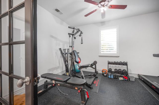 3063 Robinwood Avenue, Clovis, CA 93619