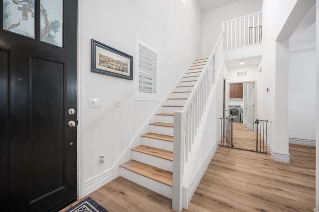 3063 Robinwood Avenue, Clovis, CA 93619