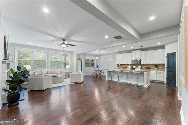 4008 Creekshire Trail, Canton, GA 30115