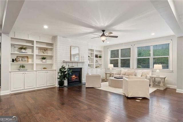 4008 Creekshire Trail, Canton, GA 30115