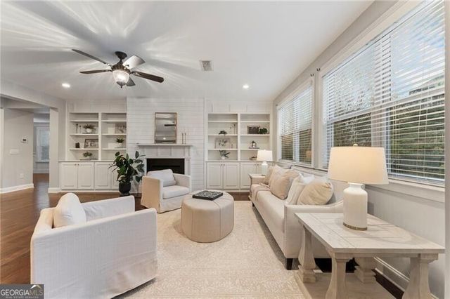 4008 Creekshire Trail, Canton, GA 30115