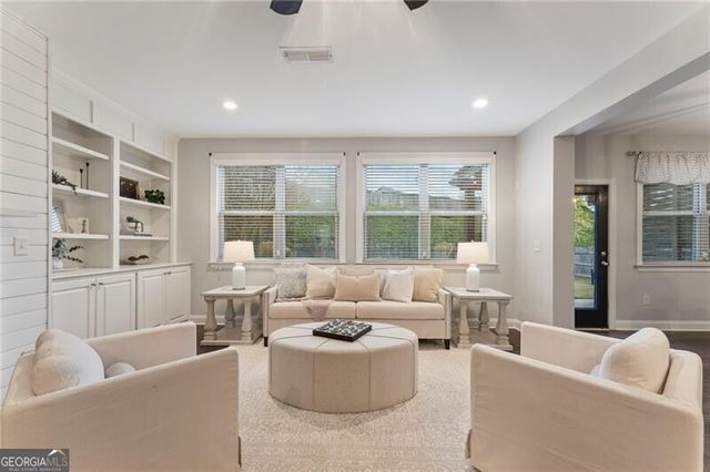 4008 Creekshire Trail, Canton, GA 30115