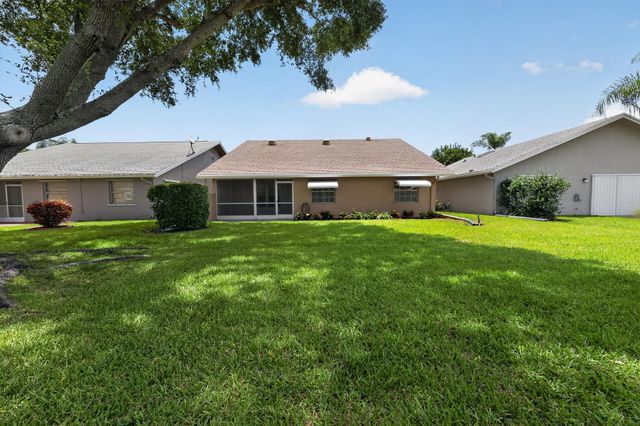3882 Dafilee Circle, West Palm Beach, FL 33417