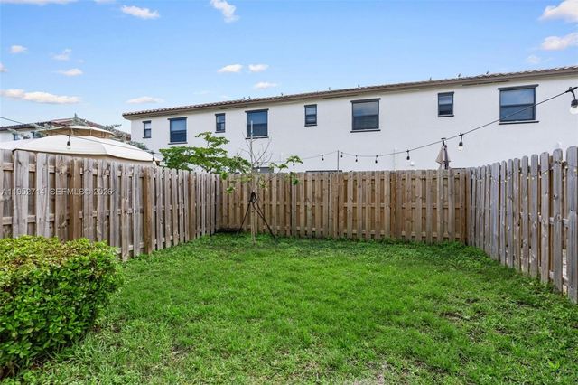 11828 SW 245th Ter, Homestead, FL 33032