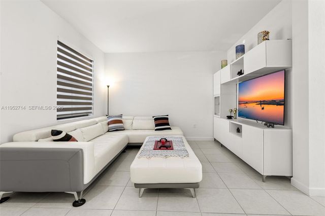 11828 SW 245th Ter, Homestead, FL 33032