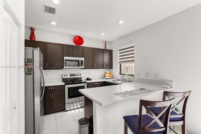 11828 SW 245th Ter, Homestead, FL 33032