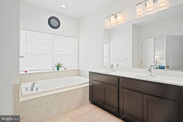 2814 MEDSTEAD LN, Upper Marlboro, MD 20774