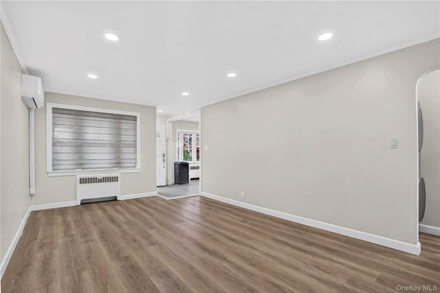 8953 Vanderveer Street, Queens Village, NY 11427
