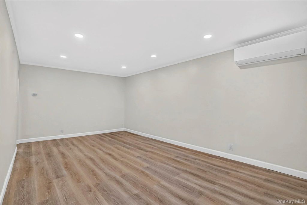 8953 Vanderveer Street, Queens Village, NY 11427 — photo 4
