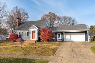 1306 Taggart Street NW, Massillon, OH 44646