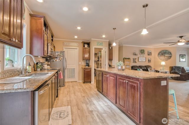 13642 Fagerholm Lane SE, Olalla, WA 98359