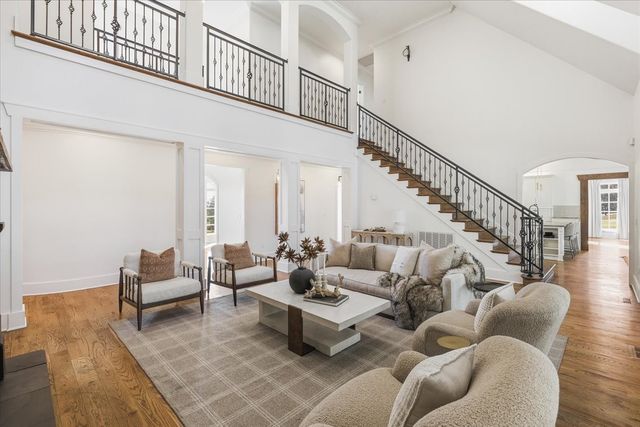 5 Agincourt Way, Brentwood, TN 37027