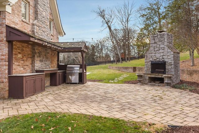 5 Agincourt Way, Brentwood, TN 37027