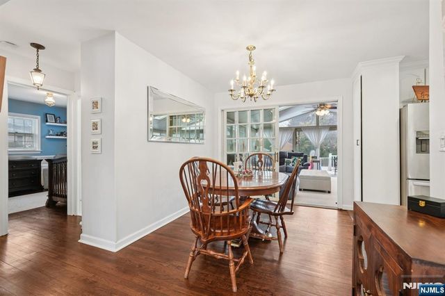 2 White Oak Lane, Wayne, NJ 07470