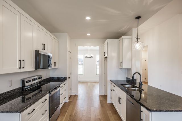 462 Halltown Rd, Portland, TN 37148