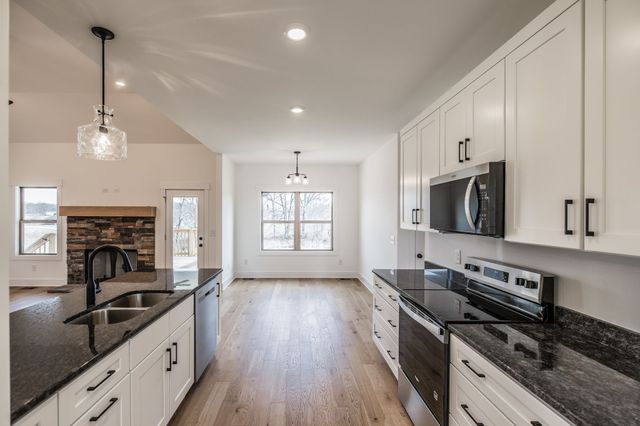 462 Halltown Rd, Portland, TN 37148