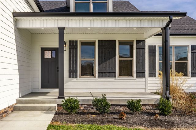 462 Halltown Rd, Portland, TN 37148