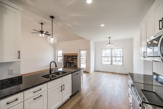 462 Halltown Rd, Portland, TN 37148