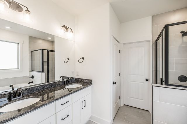 462 Halltown Rd, Portland, TN 37148