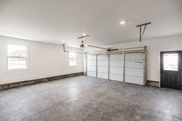 462 Halltown Rd, Portland, TN 37148