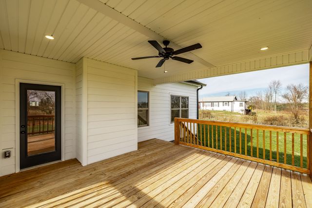 462 Halltown Rd, Portland, TN 37148