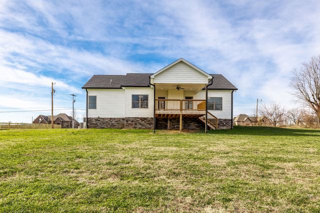 462 Halltown Rd, Portland, TN 37148