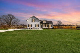 462 Halltown Rd, Portland, TN 37148