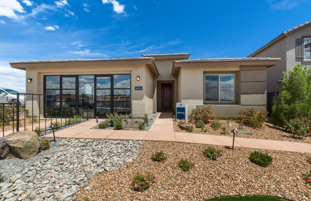 6822 Sydney Drive NE, Rio Rancho, NM 87144