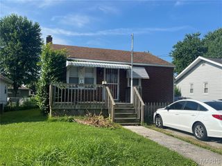 821 Center Street, East Alton, IL 62024