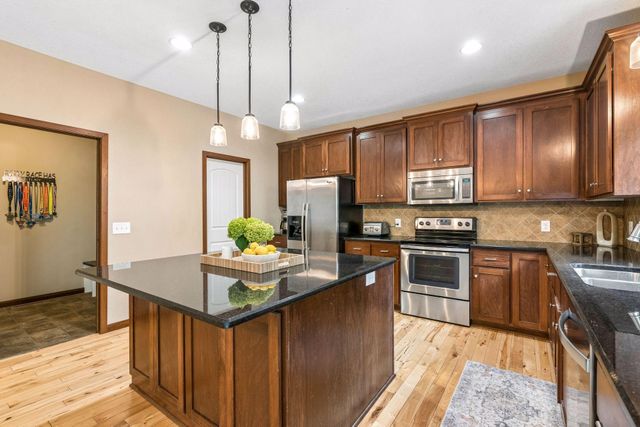 2785 108th Lane NE, Blaine, MN 55449