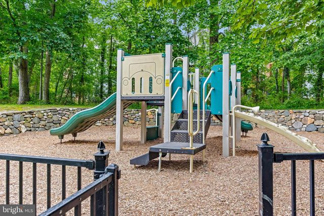 8656 WILLOW LEAF LN, Odenton, MD 21113